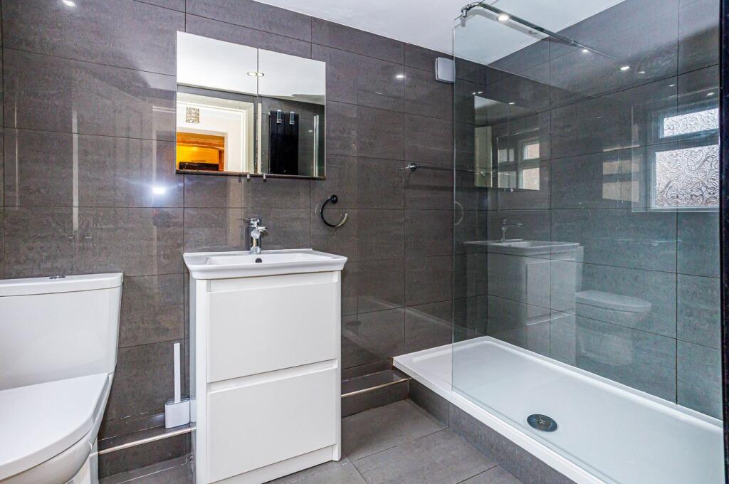 House in Manchester, Burnage - View 5