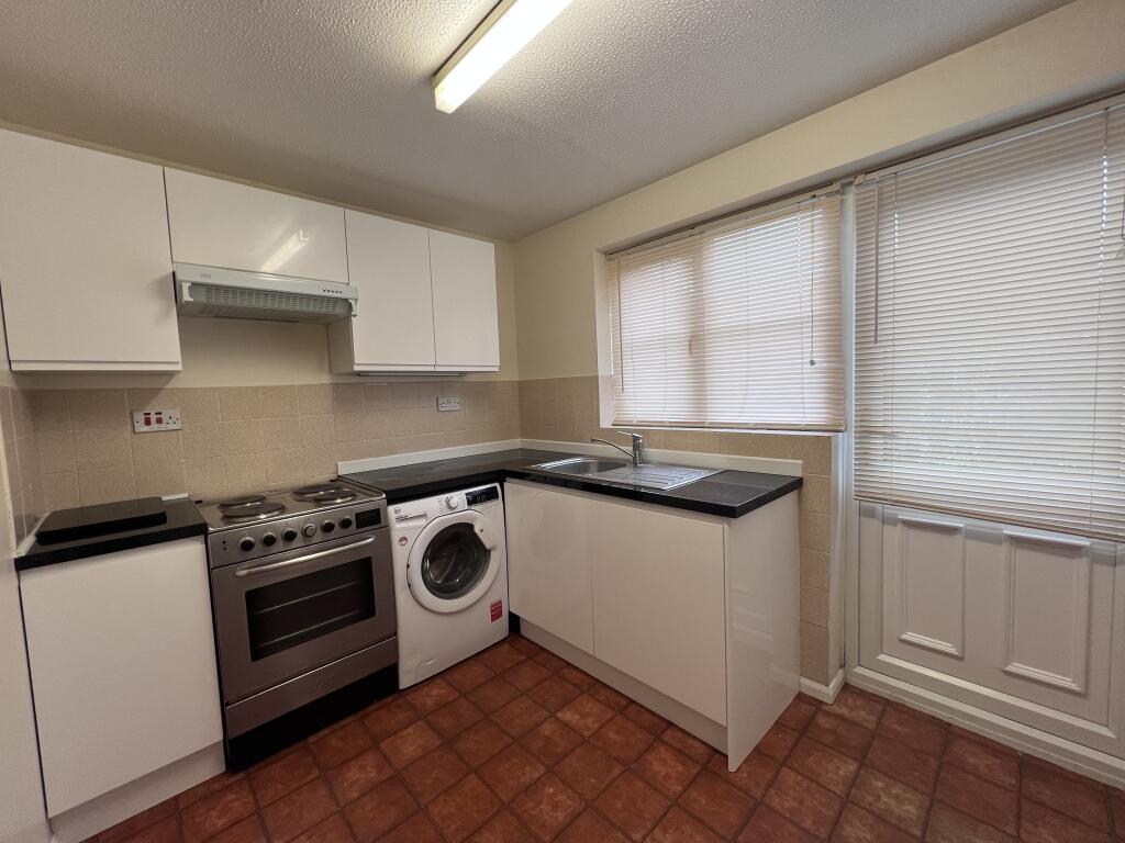 House in Portsmouth - View 5