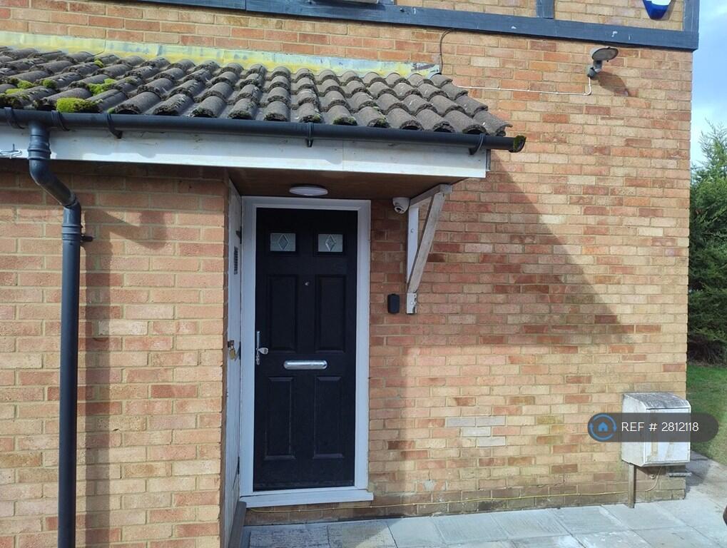 Main image of property: Swan Mead, Luton, LU4