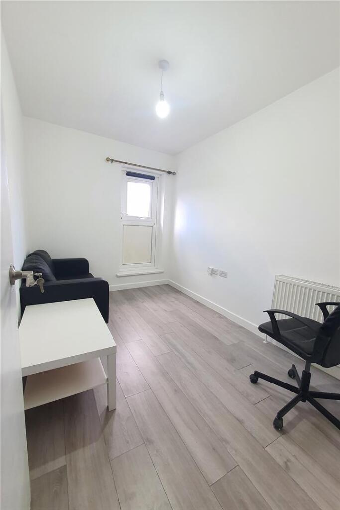 Apartment in London - View 2