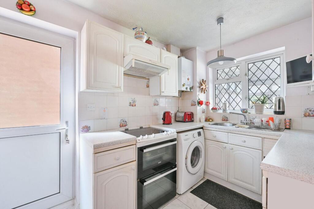 House in Kingston upon Thames - View 5