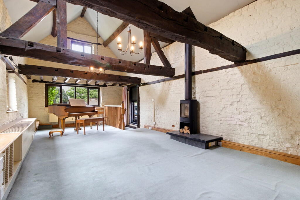House in Ledbury, Herefordshire - View 2