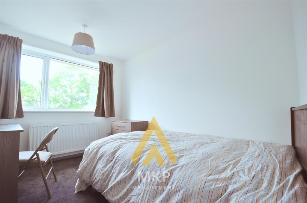 4 bedroom terraced house for rent