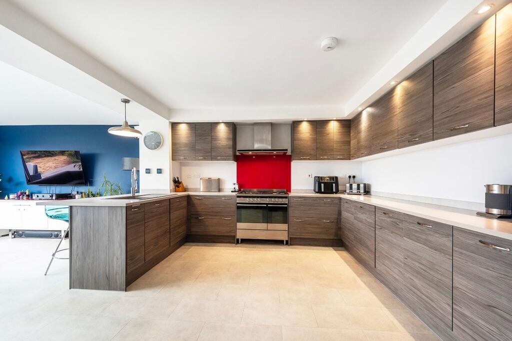 House in London - View 4