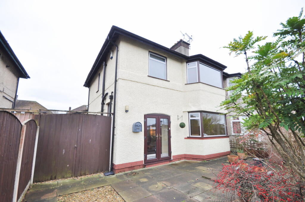 Main image of property: Leasowe Road, Moreton