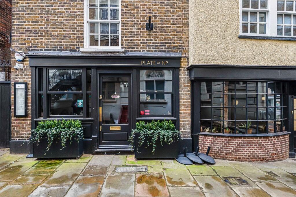 Main image of property: Market Street, Windsor, Berkshire, SL4