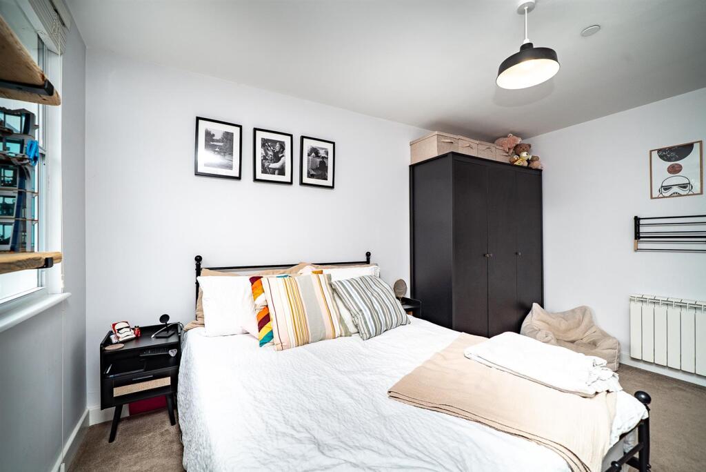 Additional image 15 of Porters Wood, St. Albans