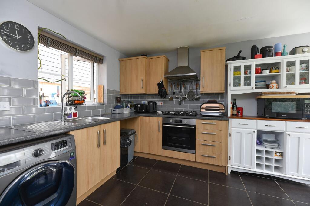 House in Peterborough - View 4