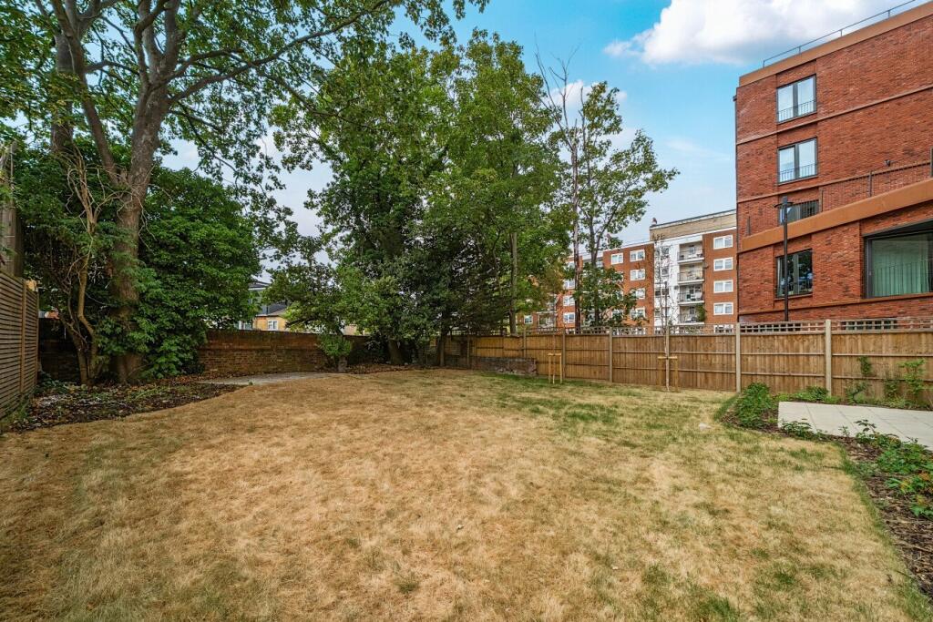 Apartment in London, Streatham Hill - More