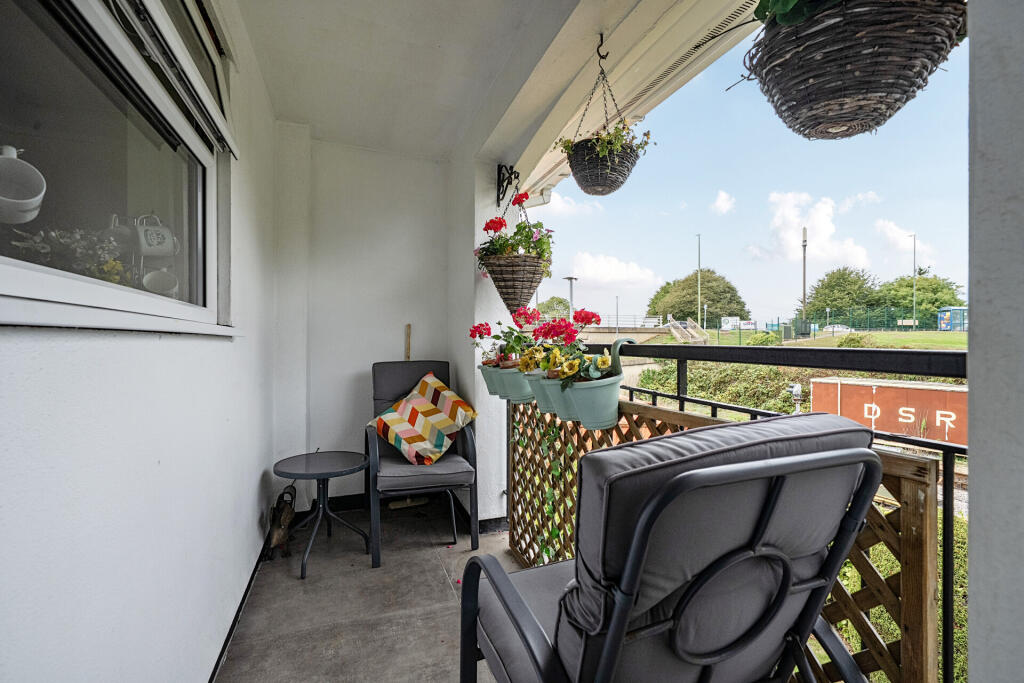 Apartment in Torquay - View 4
