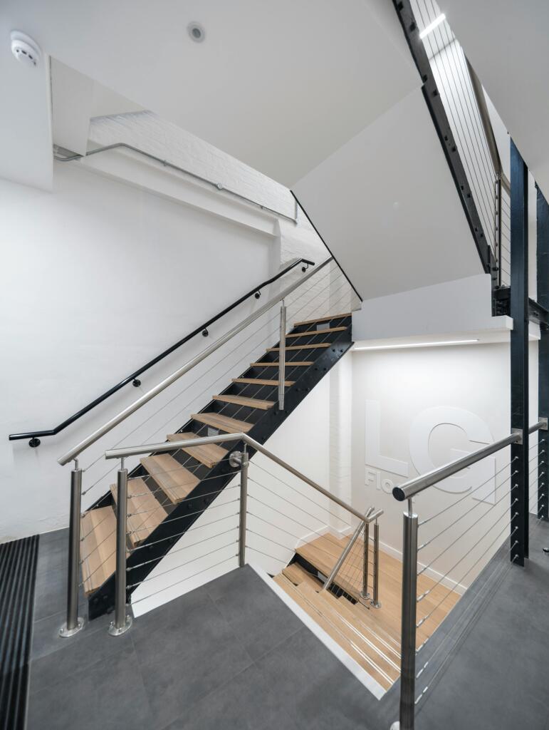 9 Carlisle Street - 13.jpg
