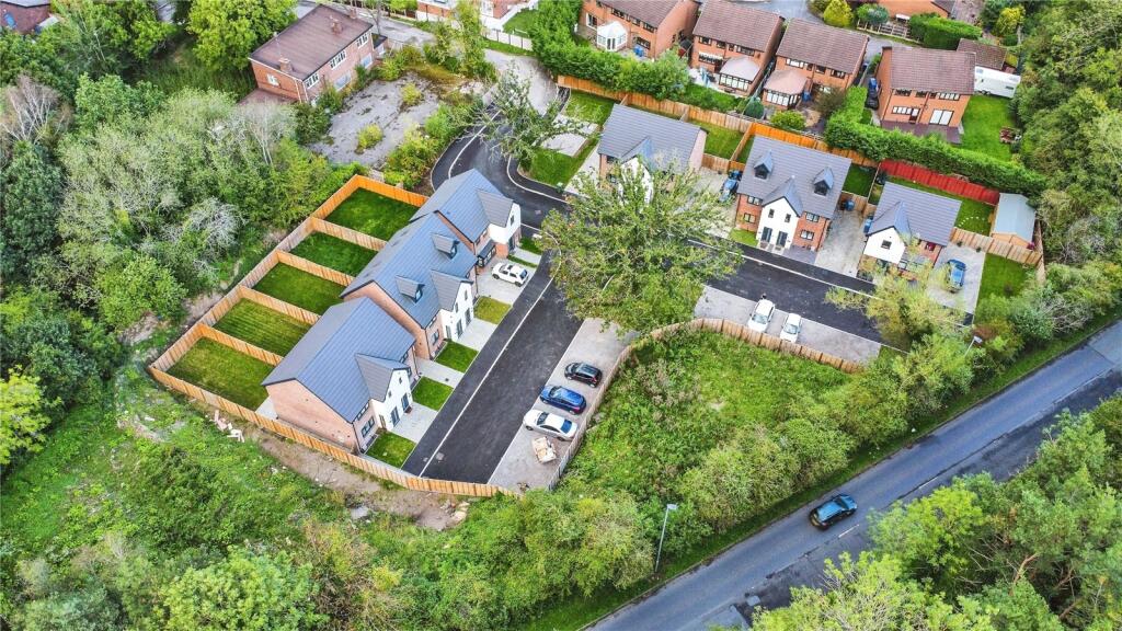 Main image of property: Siren Close, Birchwood, Warrington, Cheshire, WA3