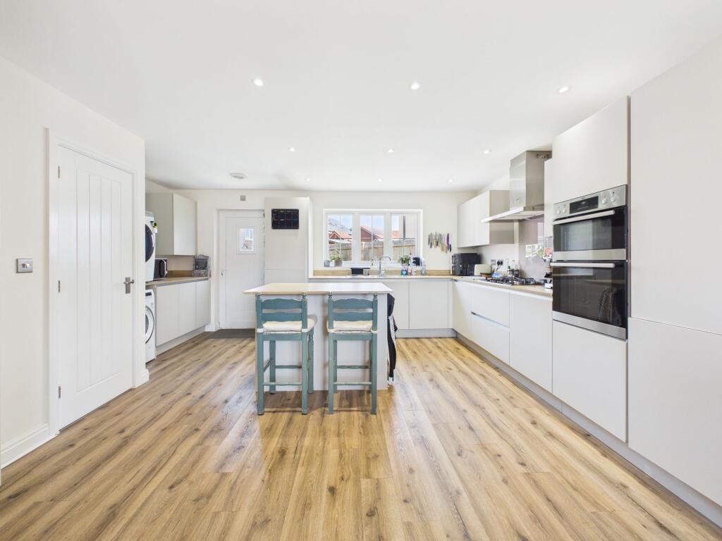 Aster Close, Twigworth, GL2 - View 2