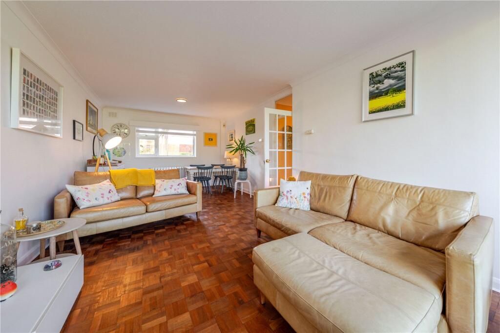 Apartment in Warwick, Milverton, Royal Leamington Spa - View 2