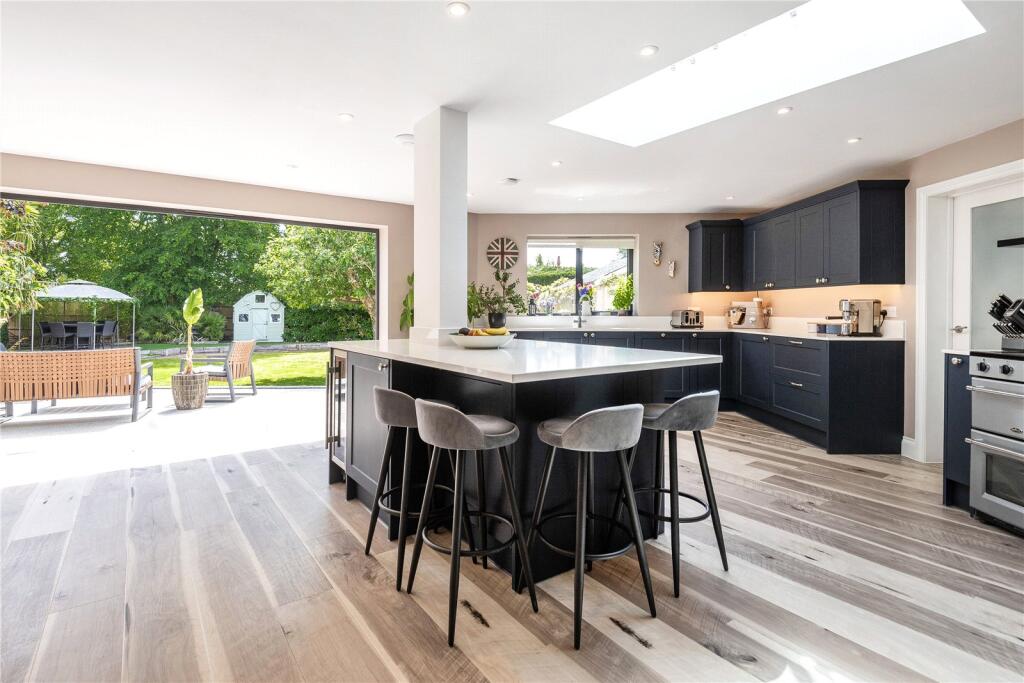 House in Tonbridge - View 5