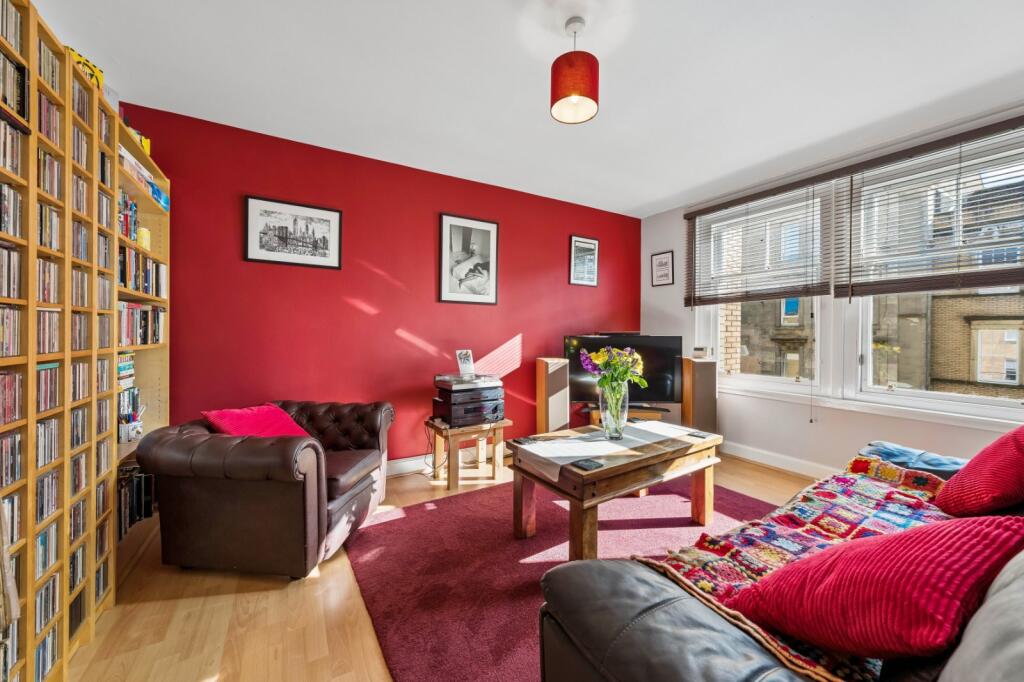 Apartment in Glasgow - View 2