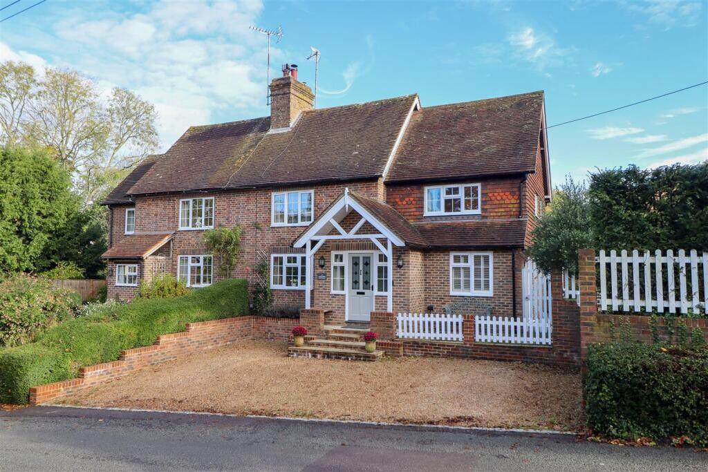 Main image of property: Deaks Lane, Ansty