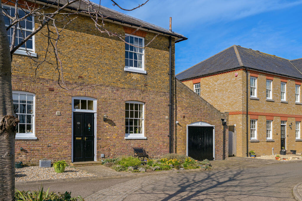 Main image of property: Walmer