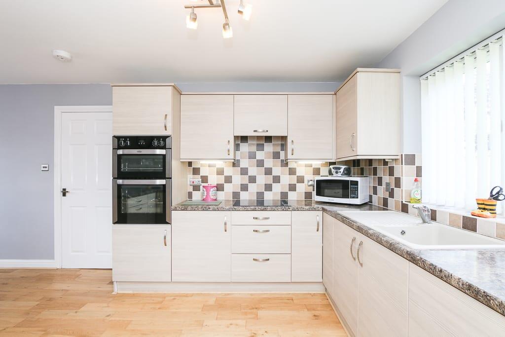 House in Weston-super-Mare, North Worle - View 4