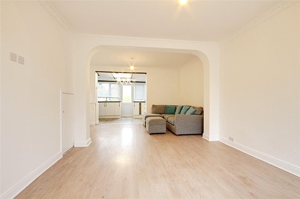 House in London - View 3