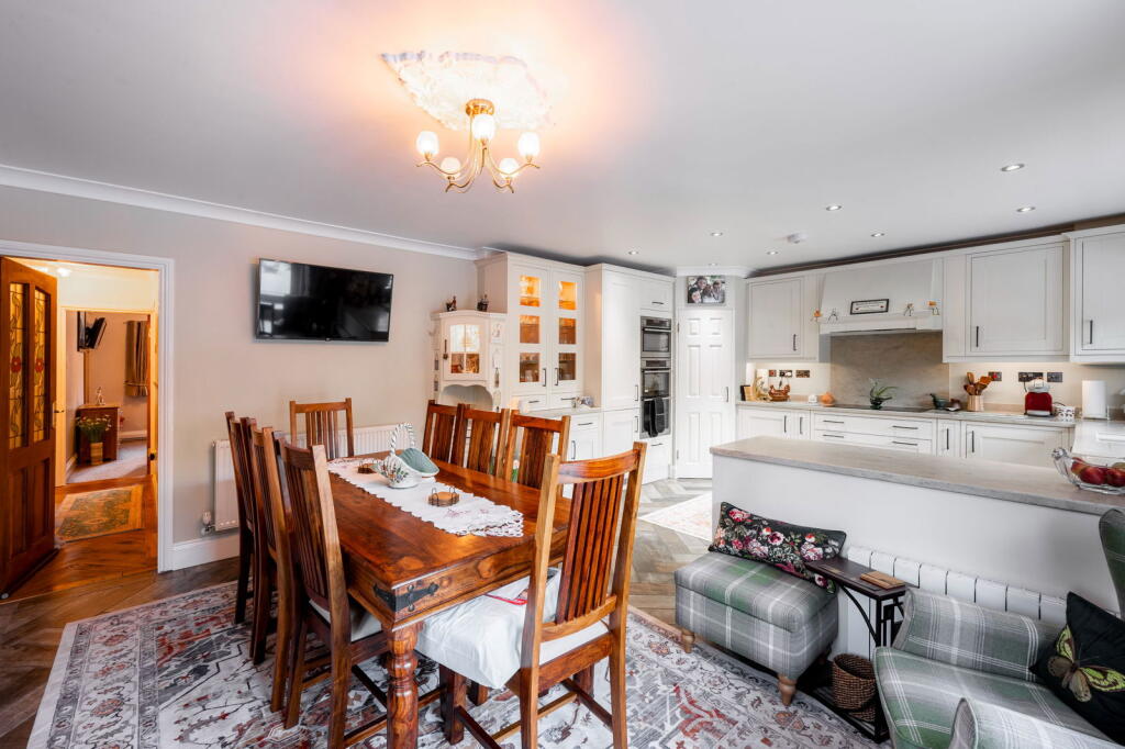 Additional image 5 of Rowthorn Close, Sutton Coldfield, B74 2EN