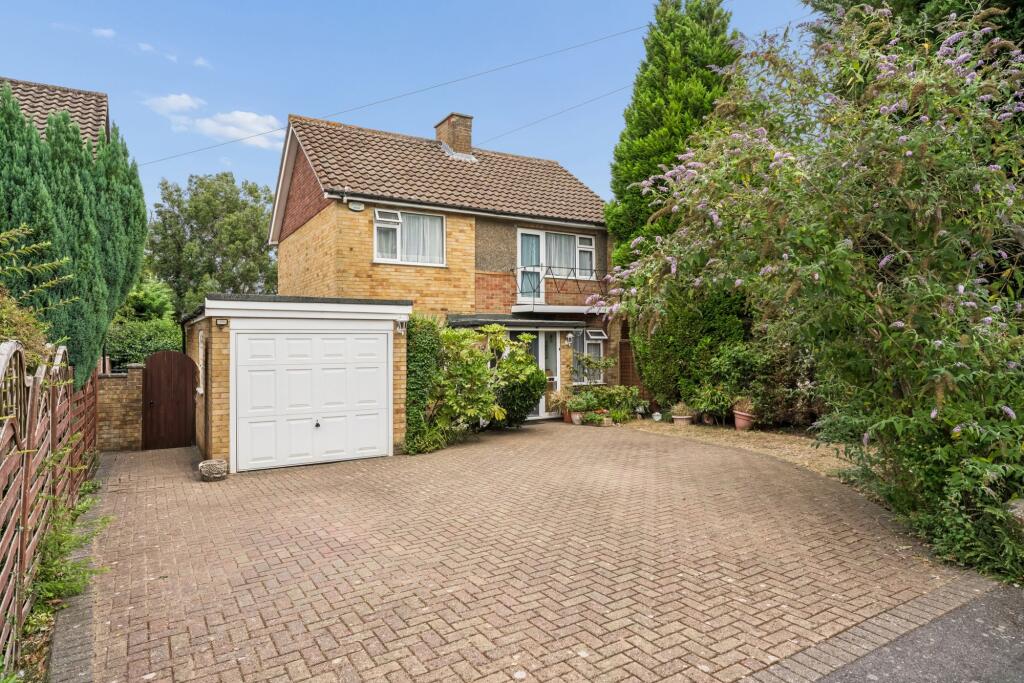 Main image of property: Shelley Road, High Wycombe, HP11