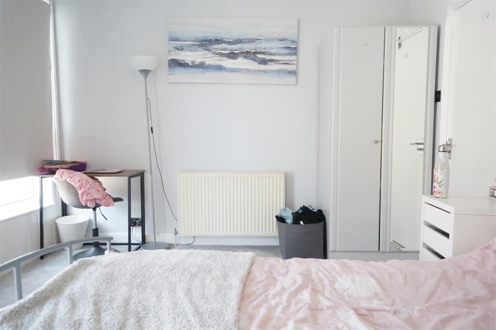 House in Bangor, Gwynedd - More
