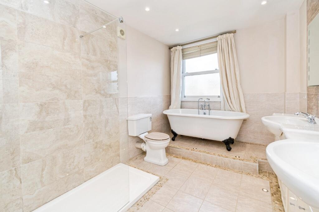 Priory Road, Southampton, Hampshire, SO17 photo 4