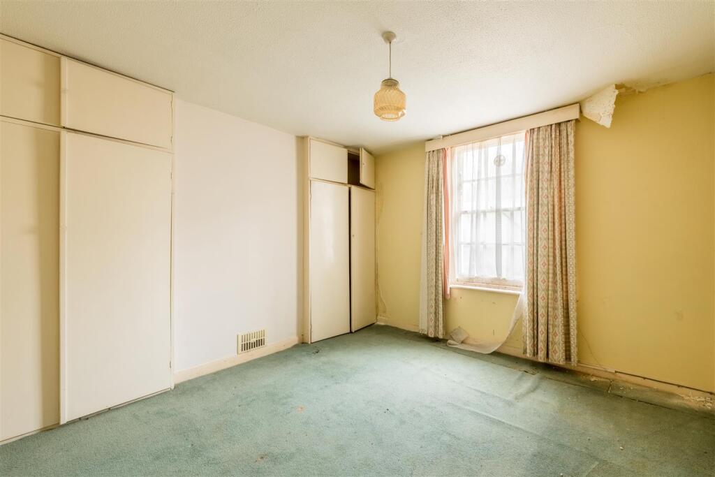 House in Hove, Aldrington - More