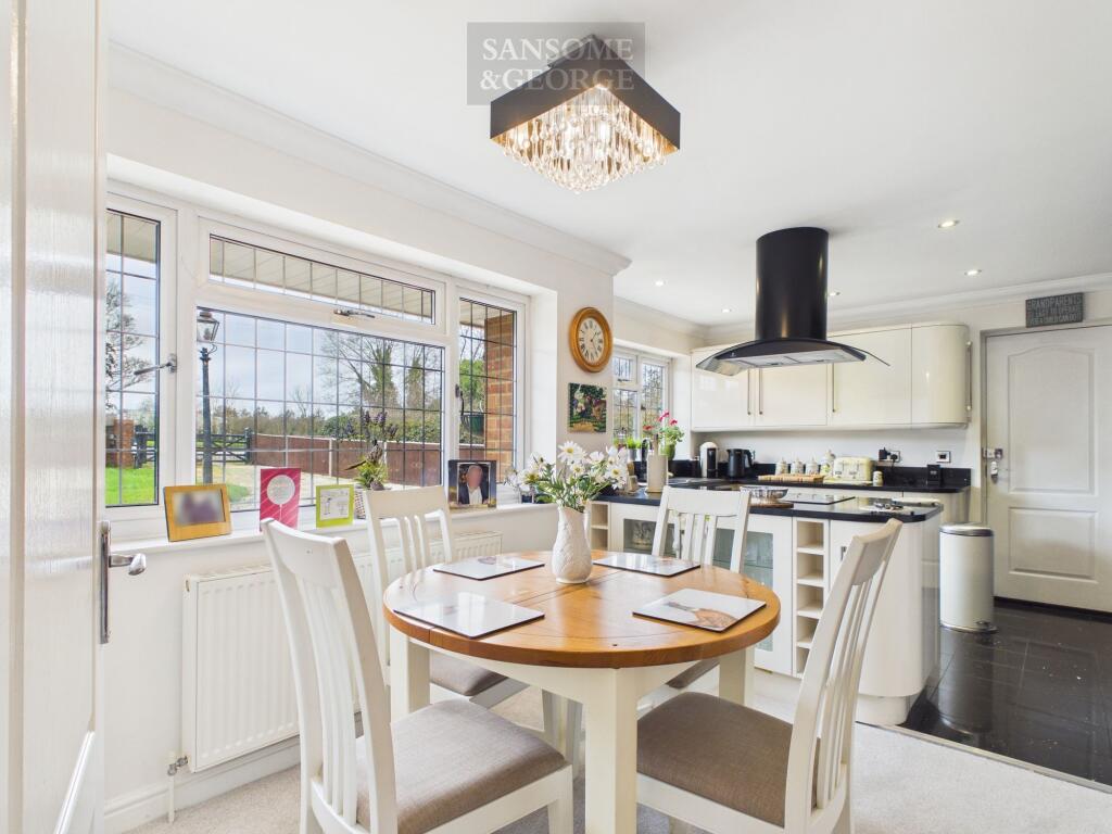 House in Aldermaston Wharf, Padworth - View 3