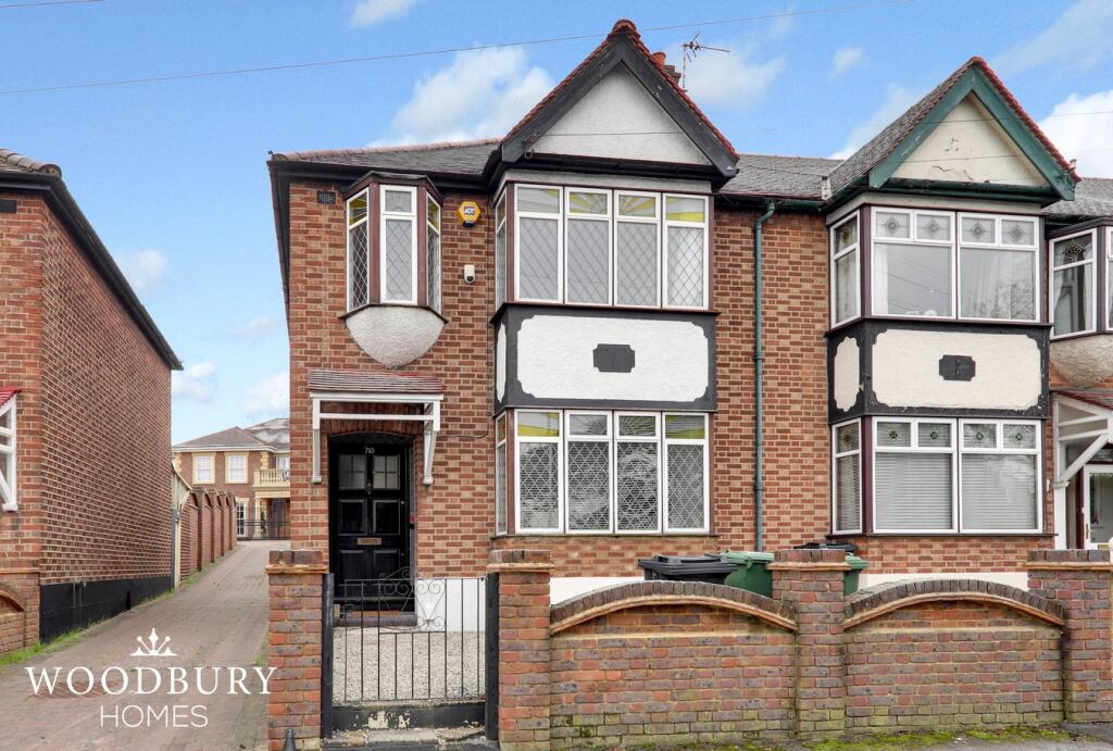 Main image of property: Chigwell Road, Woodford Green, IG8