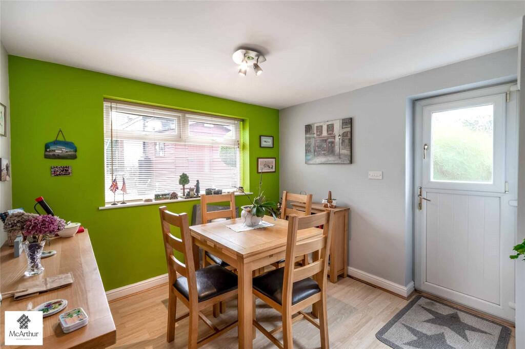 Fleming Way, Flanderwell, Wickersley, South Yorkshire, S66 photo 3