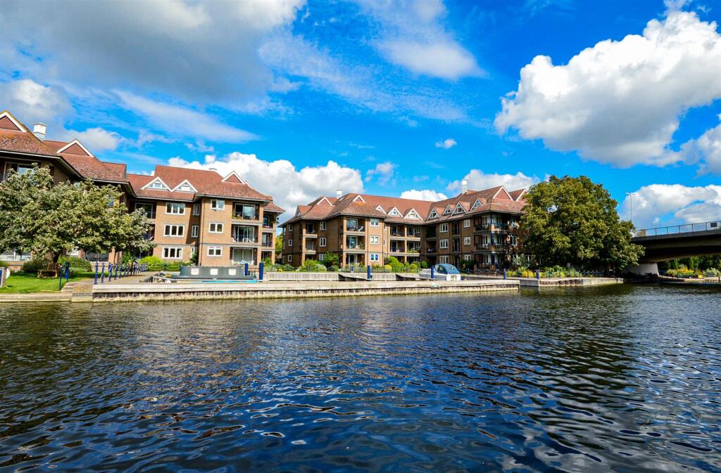Main image of property: The Eights Marina, Mariners Way, Cambridge