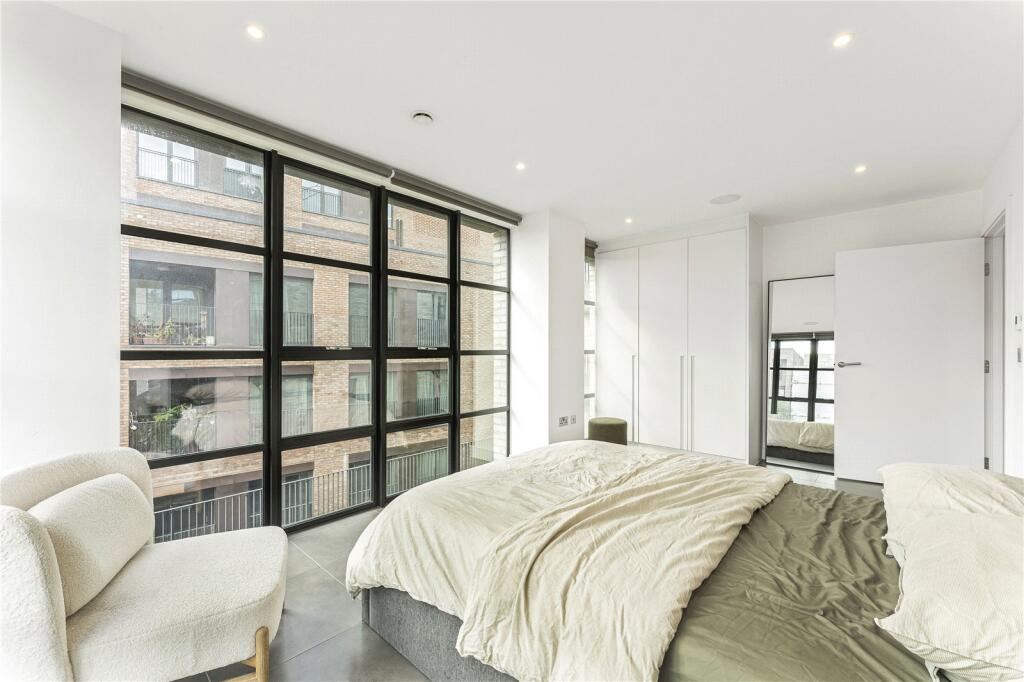 Apartment in London, Fish Island, Bow - More