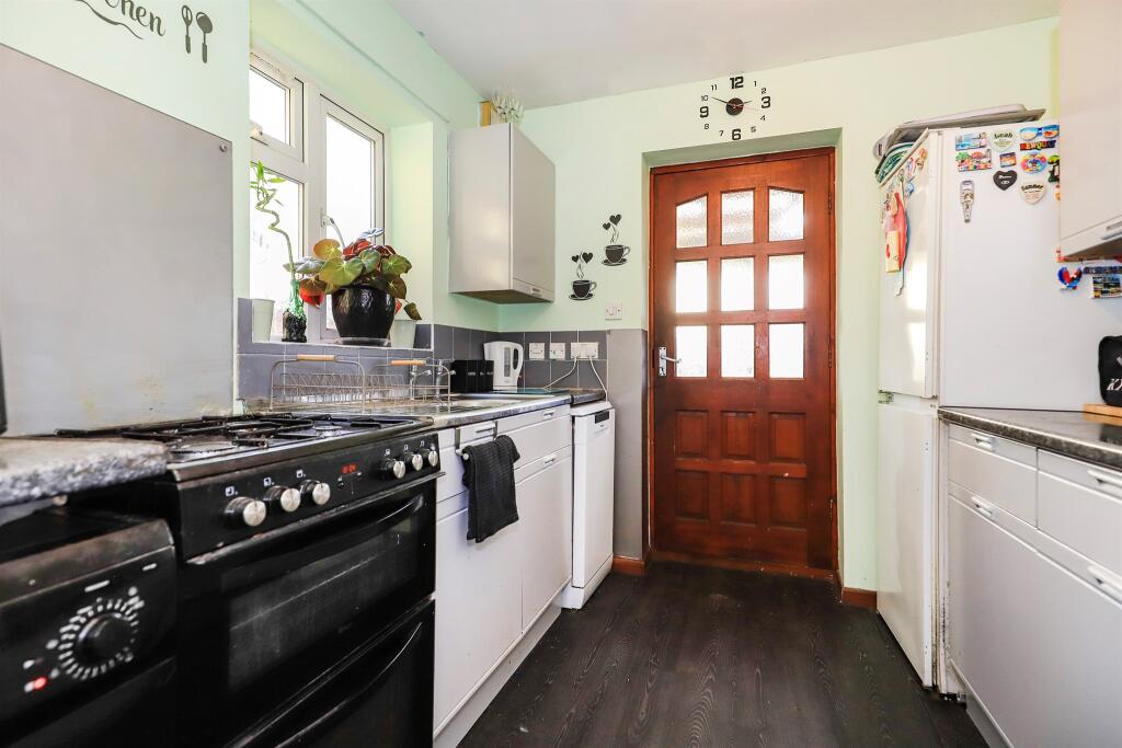 House in Wolverhampton, West Midlands - View 3