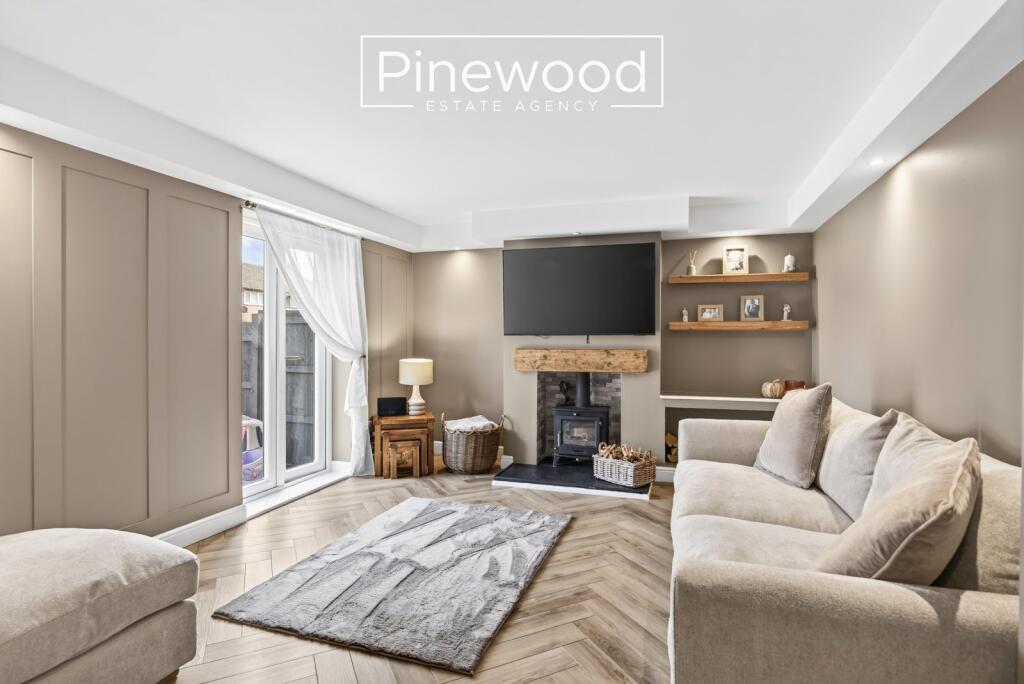 Central Drive, Shotton, Flintshire, CH5 photo 2