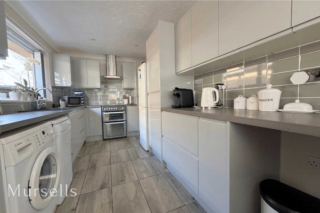 House in Lytchett Matravers - View 4