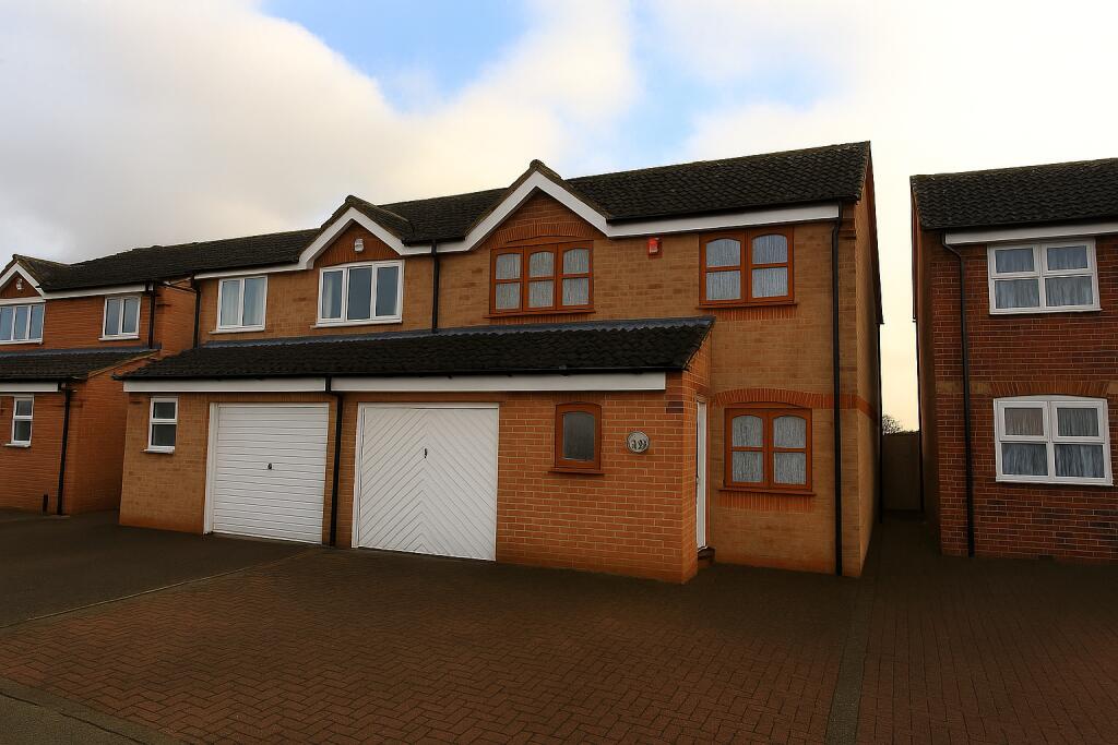 Main image of property: Clemence Road, RM10