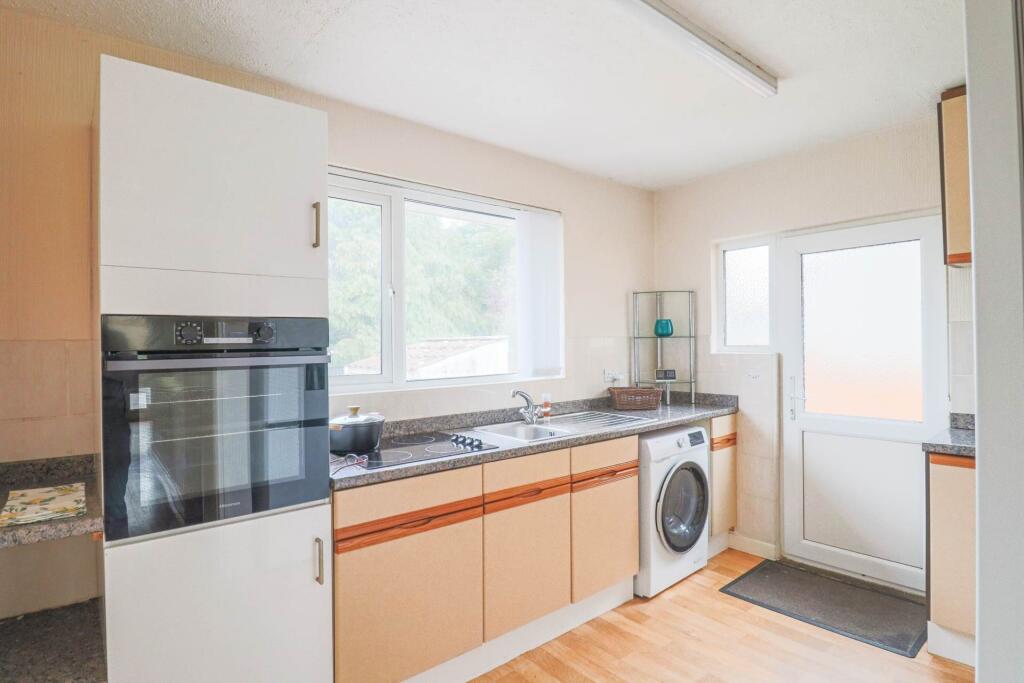 House in Weston-super-Mare, Oldmixon - View 5