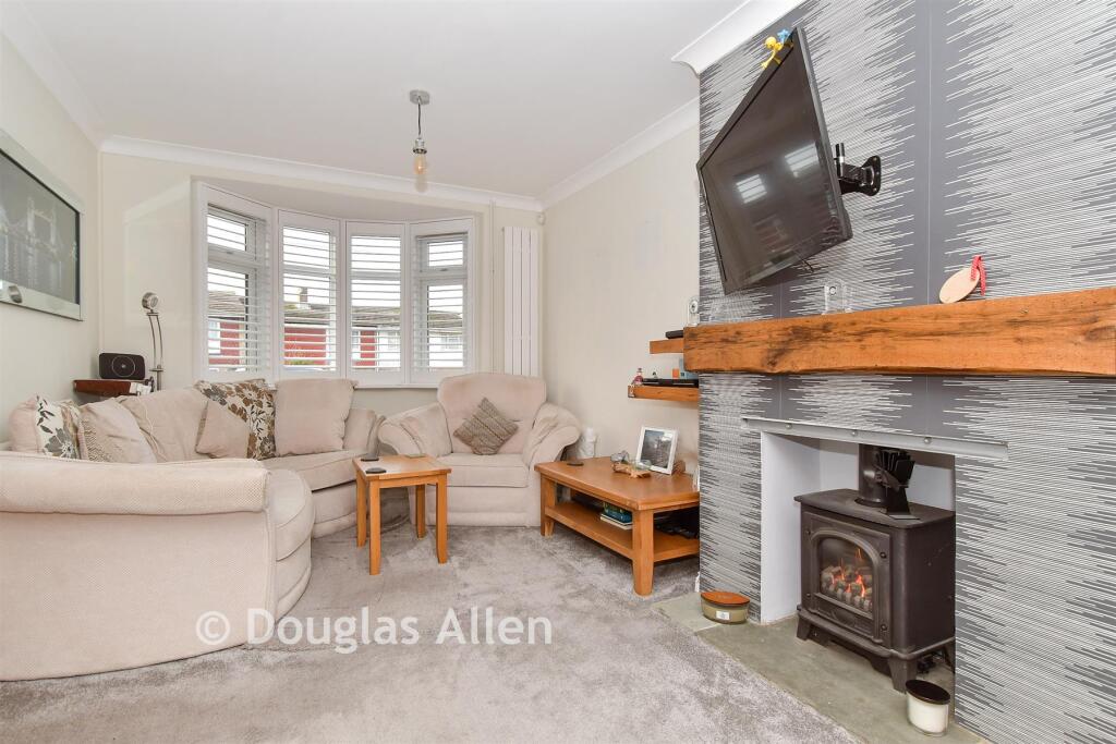 Main image of property: High Road, Laindon, Basildon, Essex