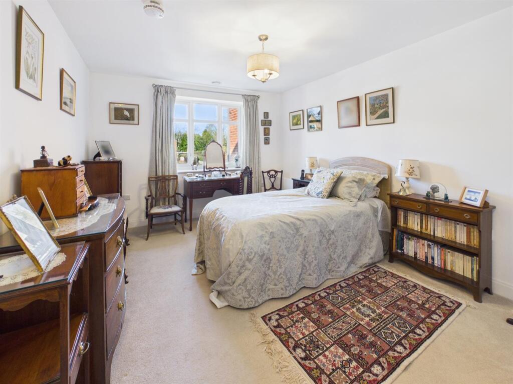 Apartment in Lincoln - View 5