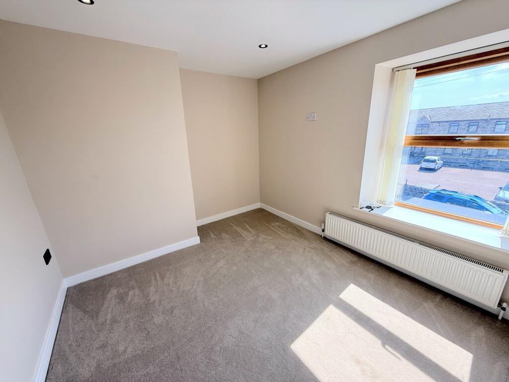 House in Calderdale, West Yorkshire - View 4