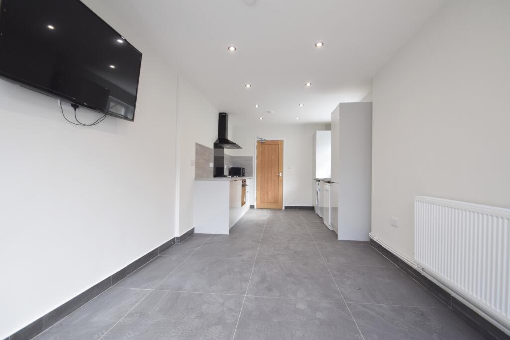 House in Cardiff - View 2