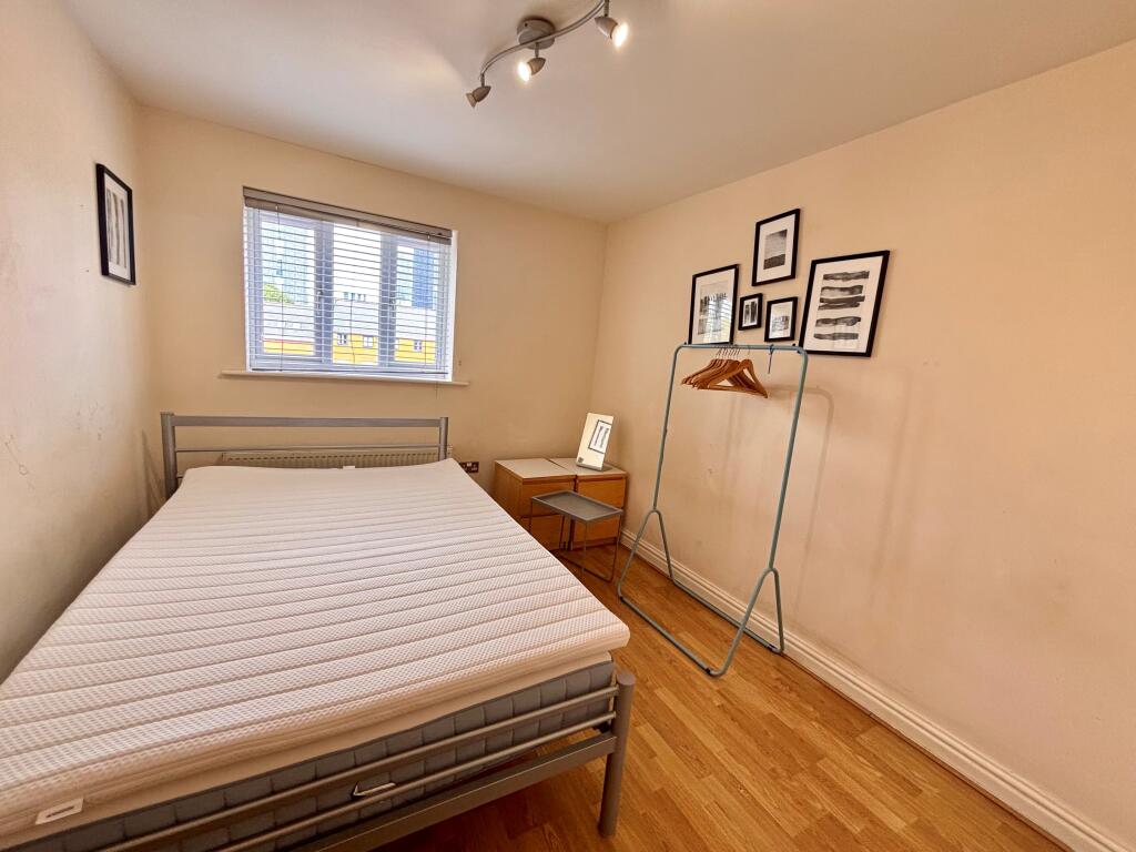Apartment in Manchester - View 5