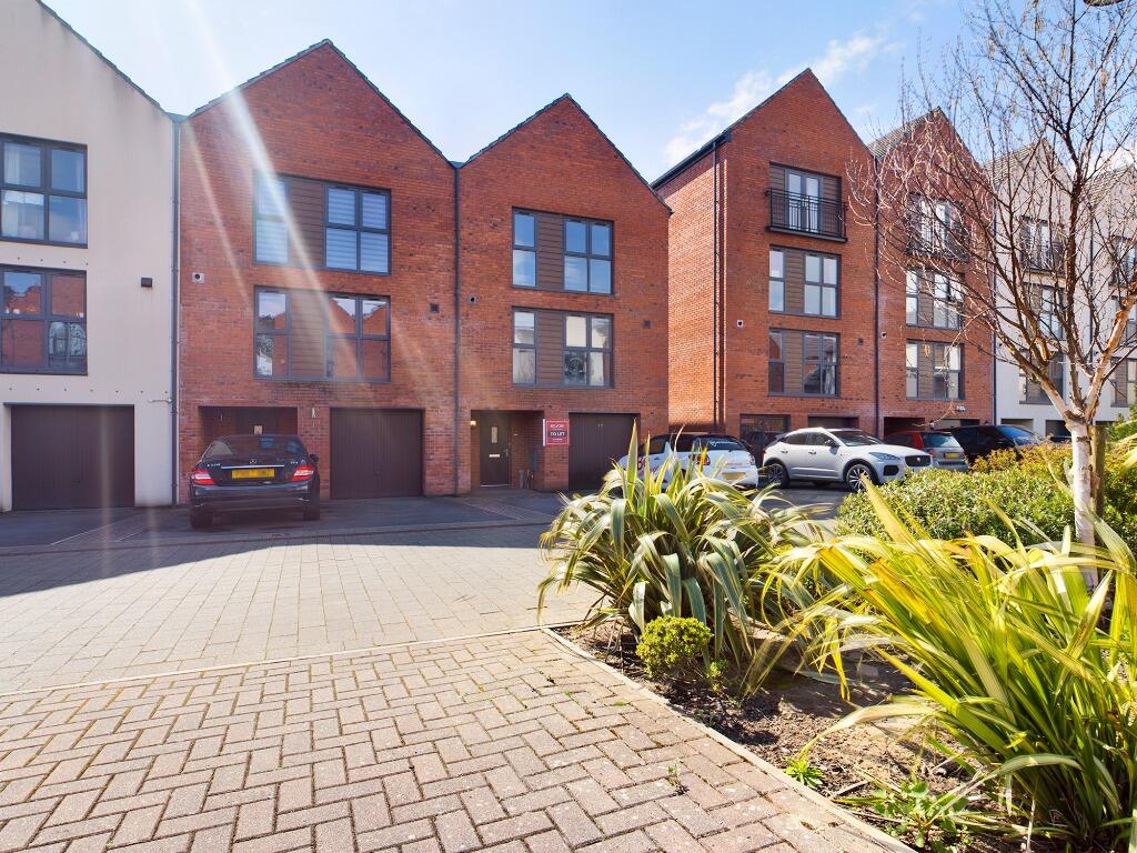 Main image of property: Langdon Road, Mariners Walk, Swansea, SA1