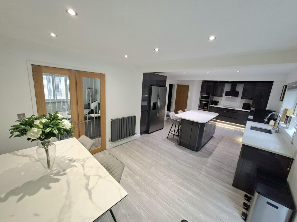 House in Sheffield - View 3