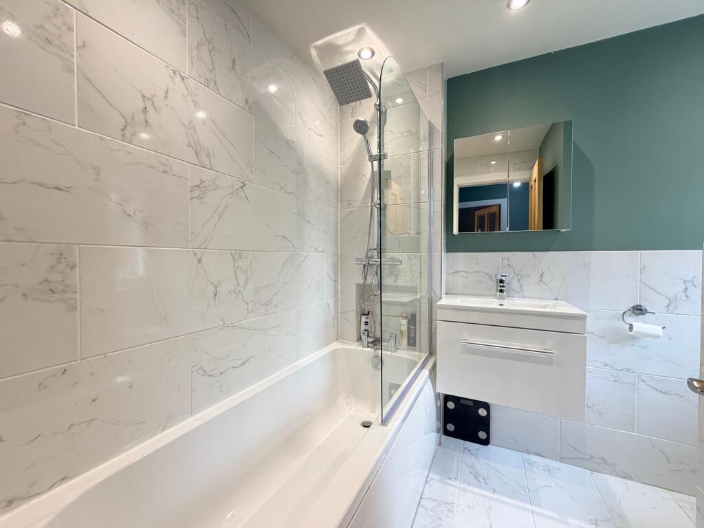 House in Scarborough, North Yorkshire - View 6