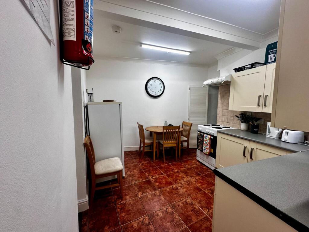 House in Swansea - View 5