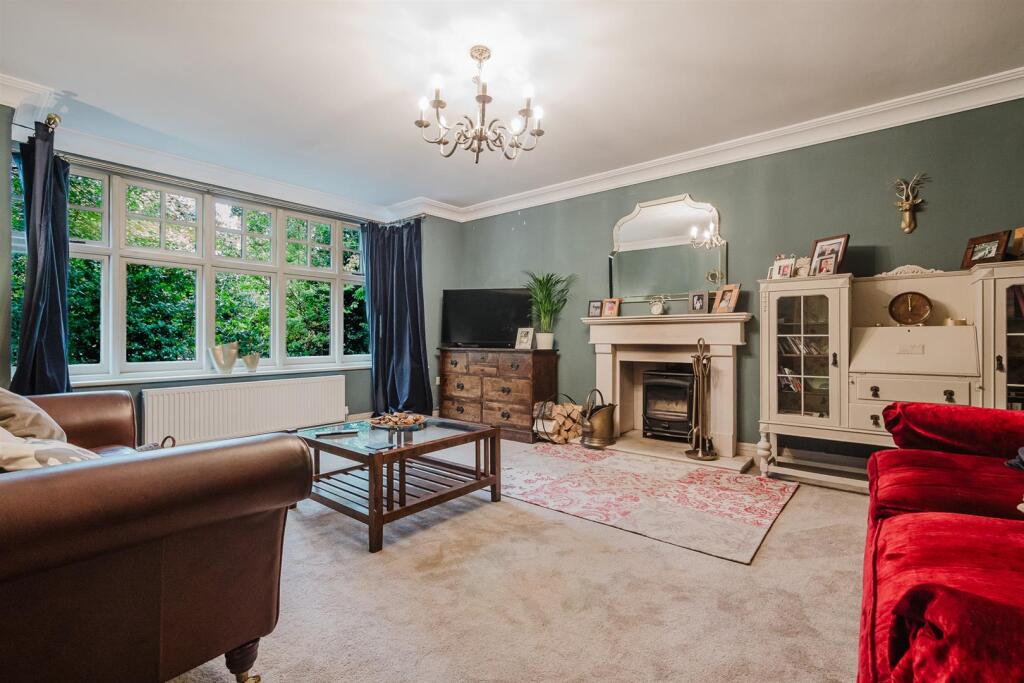 House in Warrington, Stockton Heath - View 2