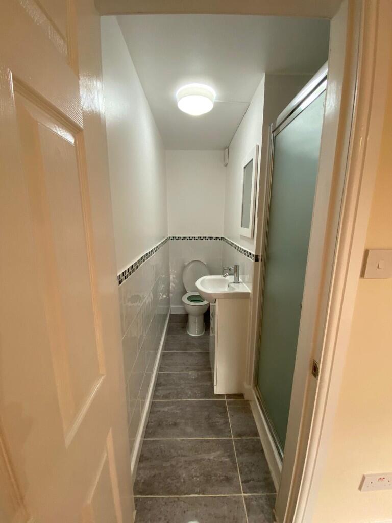 Holbrook Road, Rugby, Warwickshire, CV23 photo 3